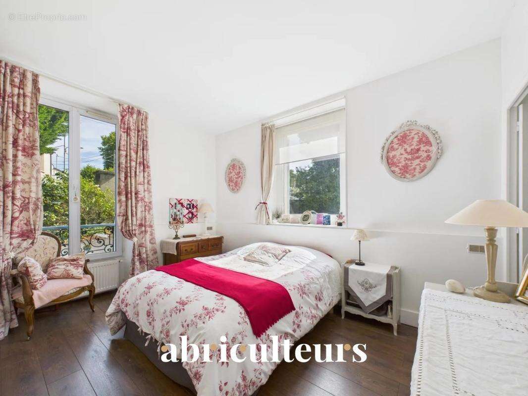 Appartement à SOISY-SUR-SEINE