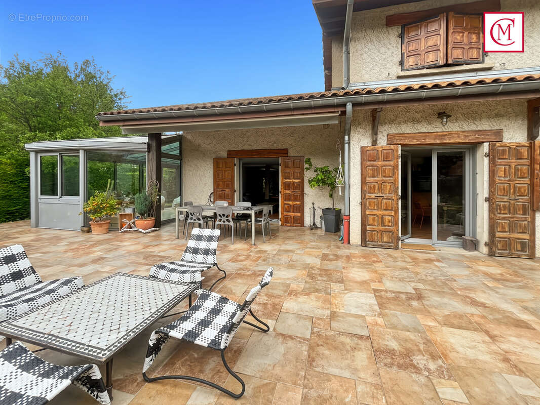 Maison à BRIE-ET-ANGONNES