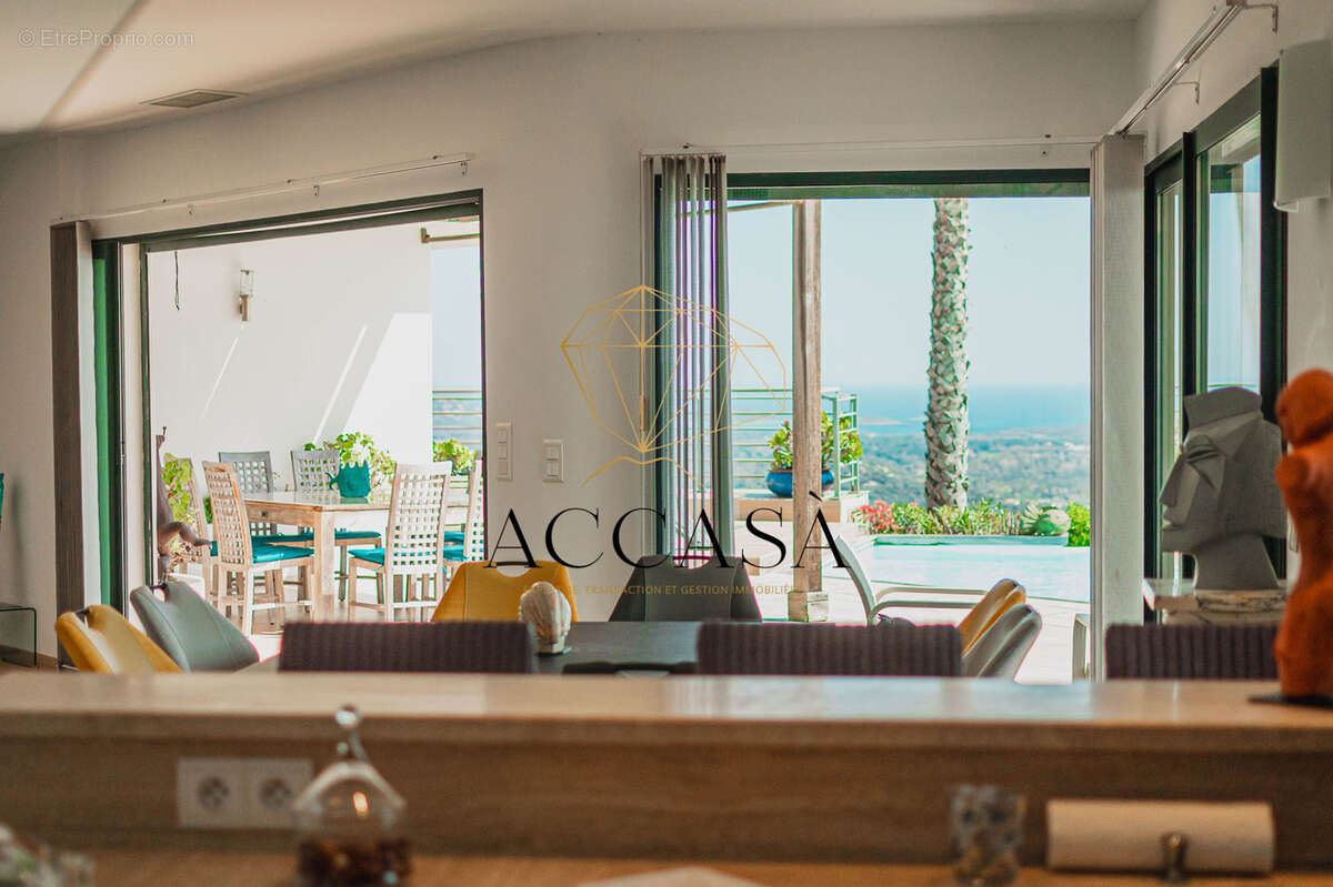 Maison à PORTO-VECCHIO