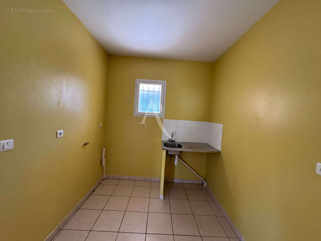 Maison à PUY-L&#039;EVEQUE