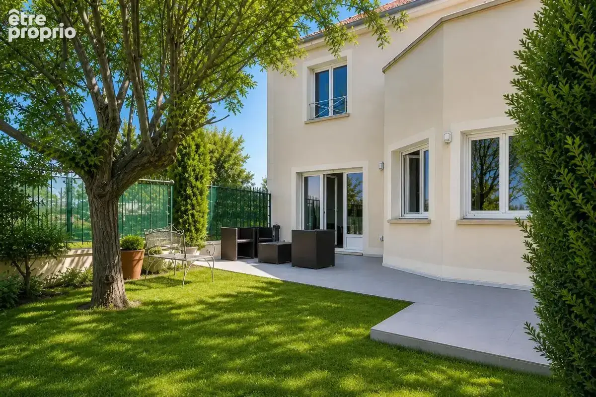 Maison à SAINT-CYR-L'ECOLE