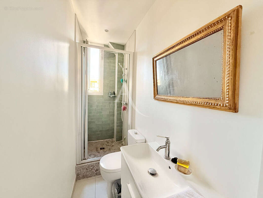 Appartement à LE PERREUX-SUR-MARNE