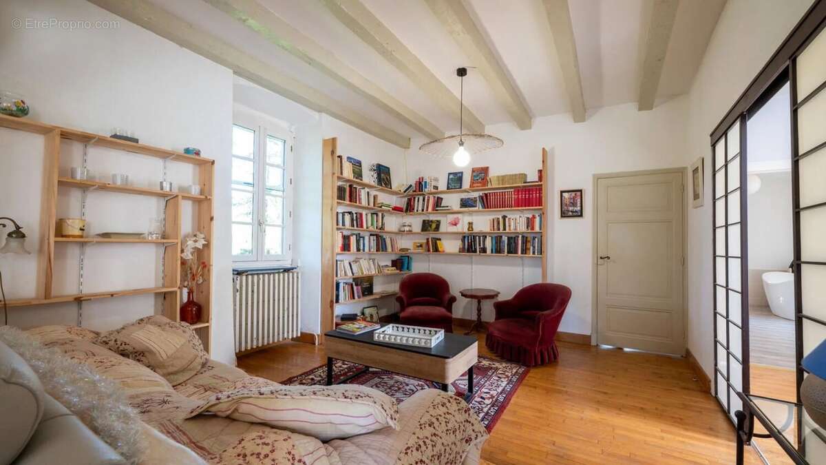 Maison à PUY-L'EVEQUE