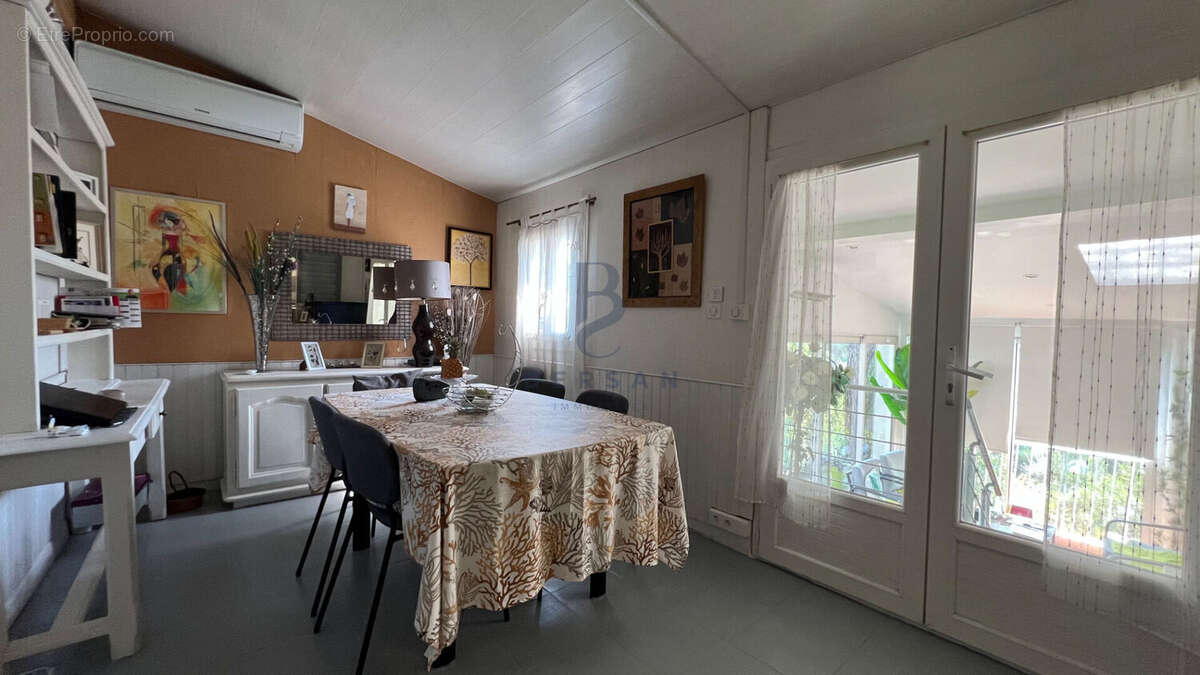 Maison à FREJUS