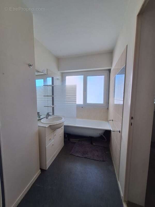 Appartement à COGNAC