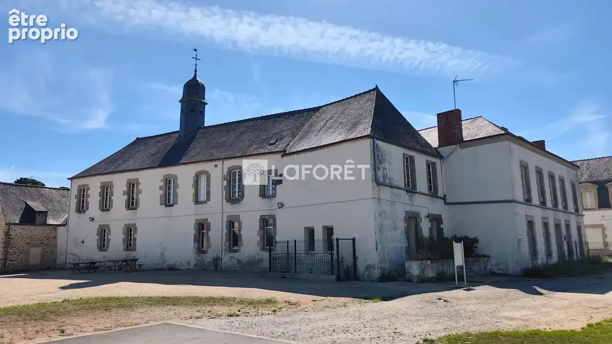 IDEAL INVESTISSEUR! Immeuble Josselin 25 pièce(s) 830 m2 - photo 2