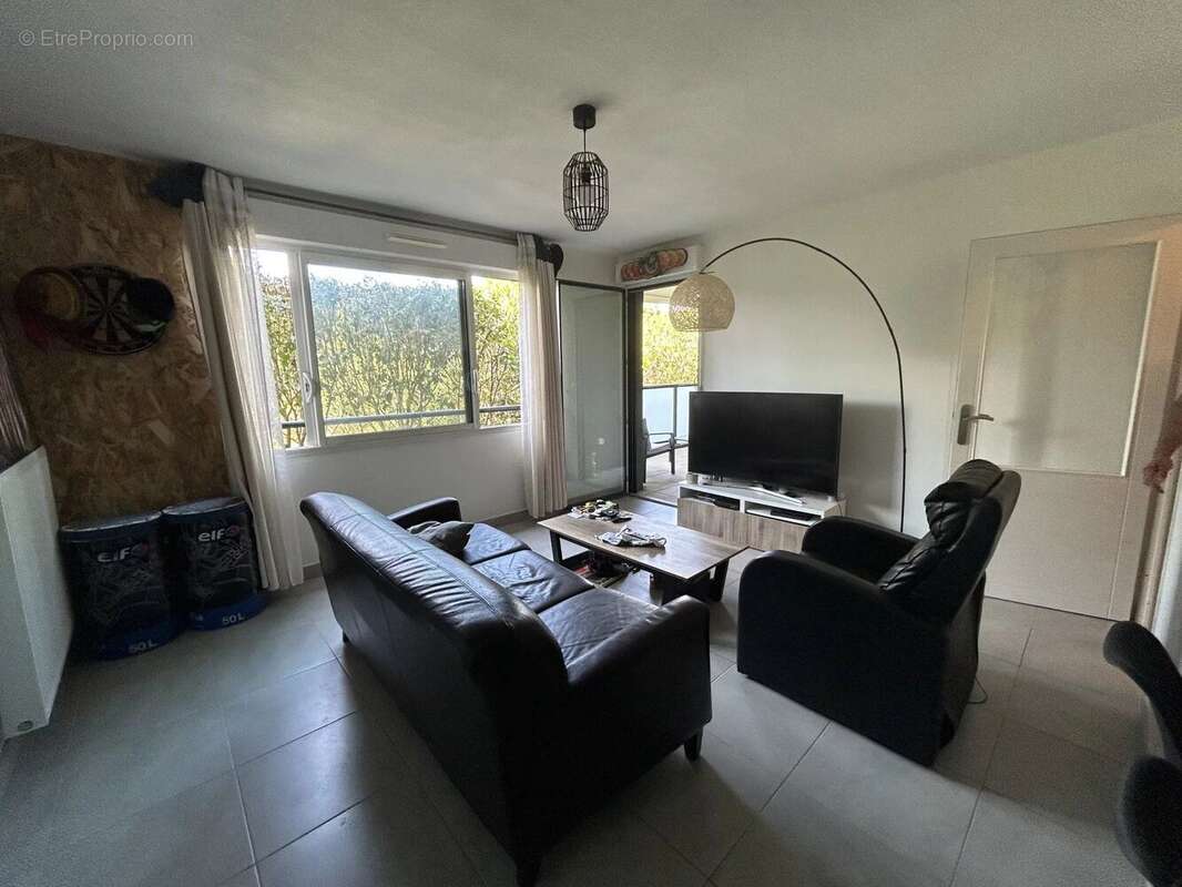 Appartement à LE CRES