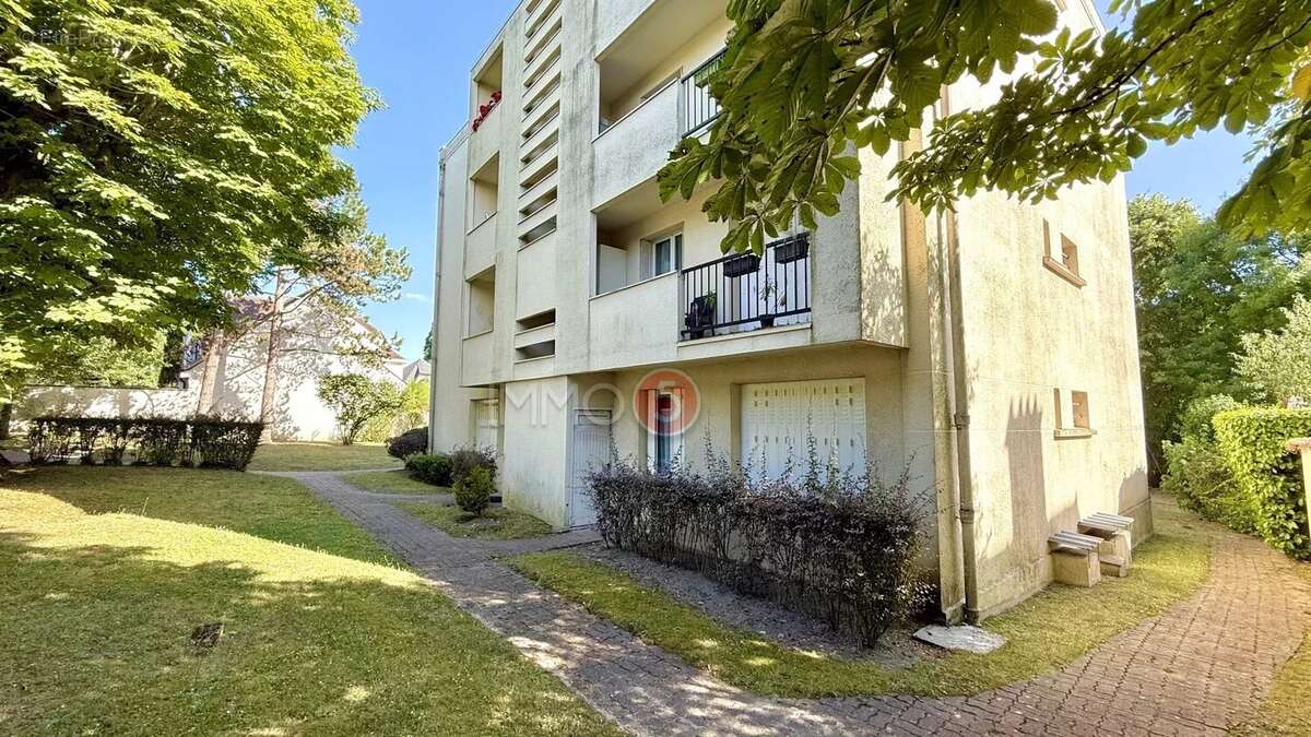 Appartement à LE RAINCY