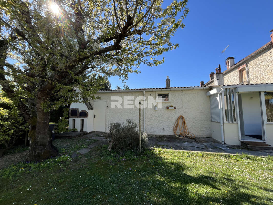 Maison à MALESHERBES