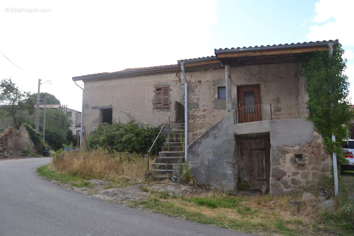 Maison à ISSERTEAUX