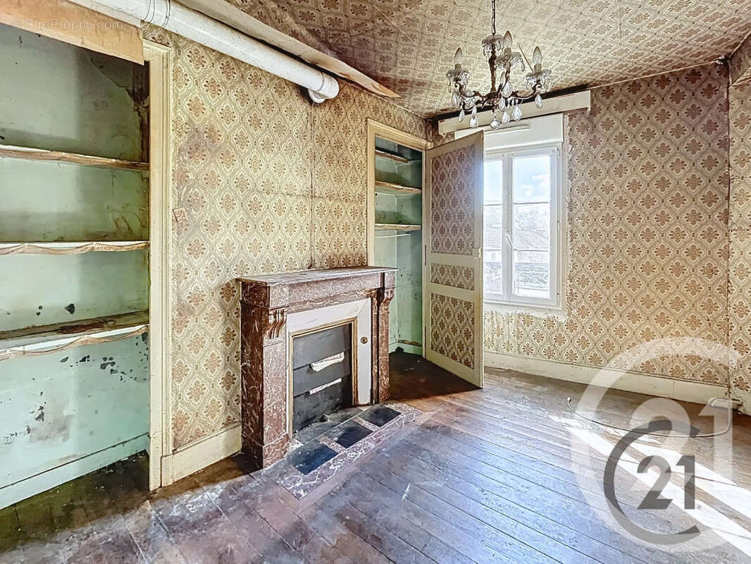 Appartement à SAINTE-SAVINE