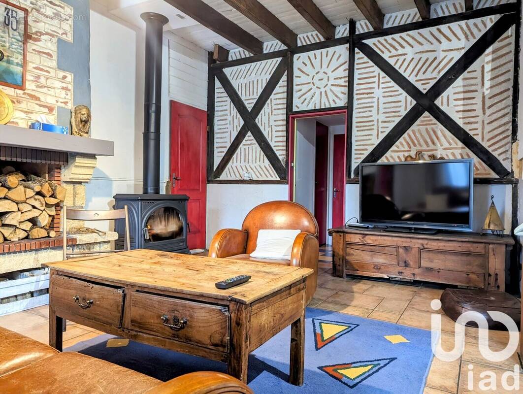 Photo 1 - Maison à SAINT-VINCENT-SUR-OUST