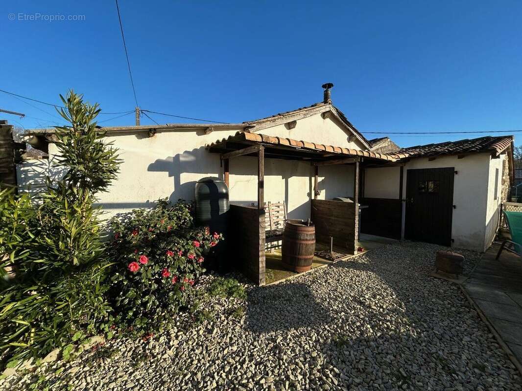 Maison à CAUNAY