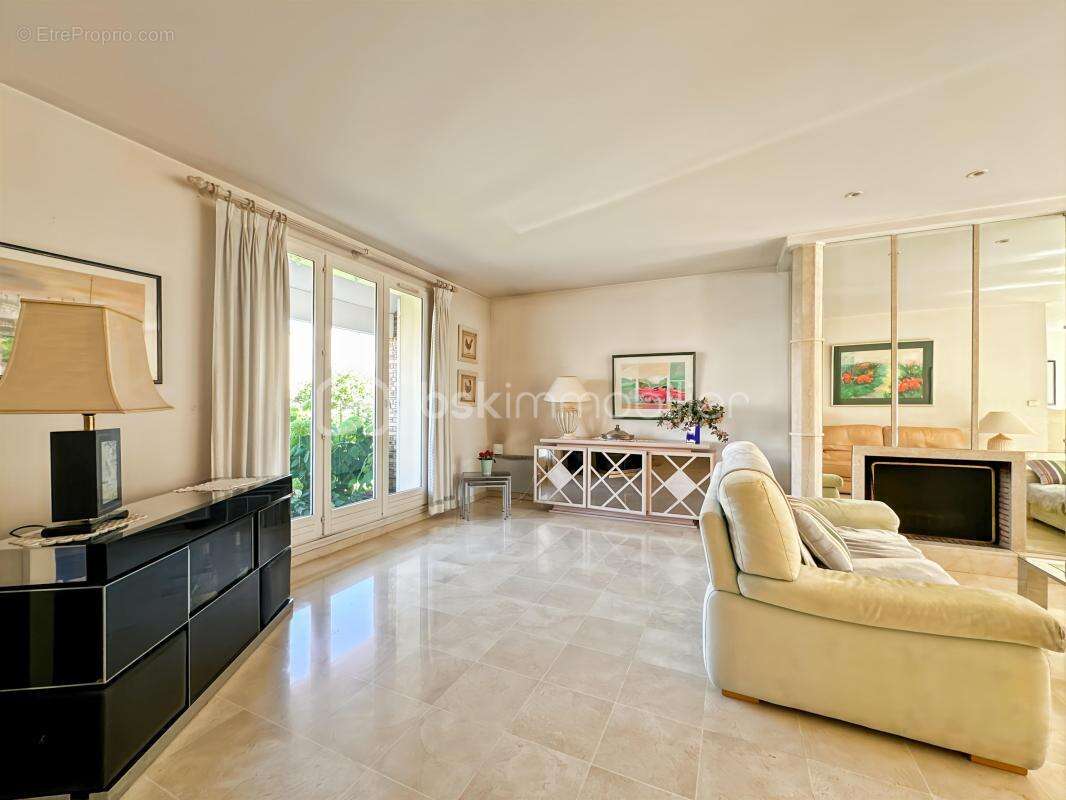 Maison à SAINT-GERMAIN-LES-CORBEIL