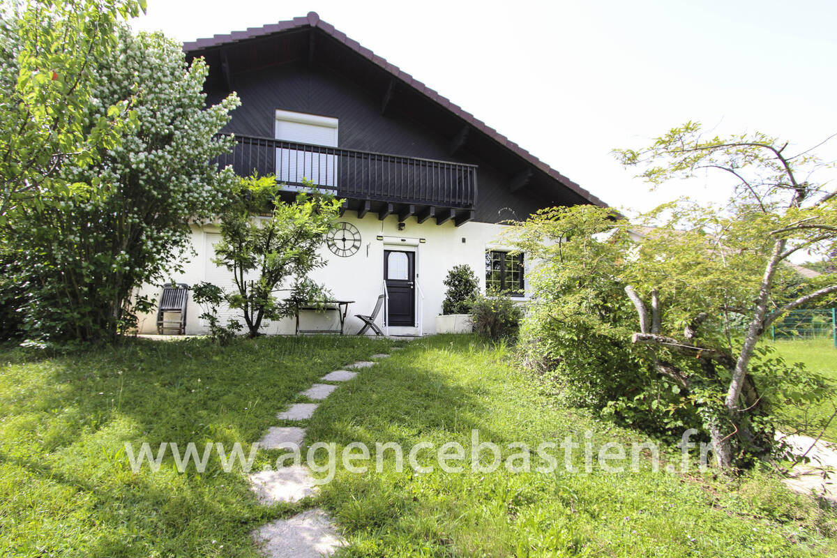 Maison à THOIRY