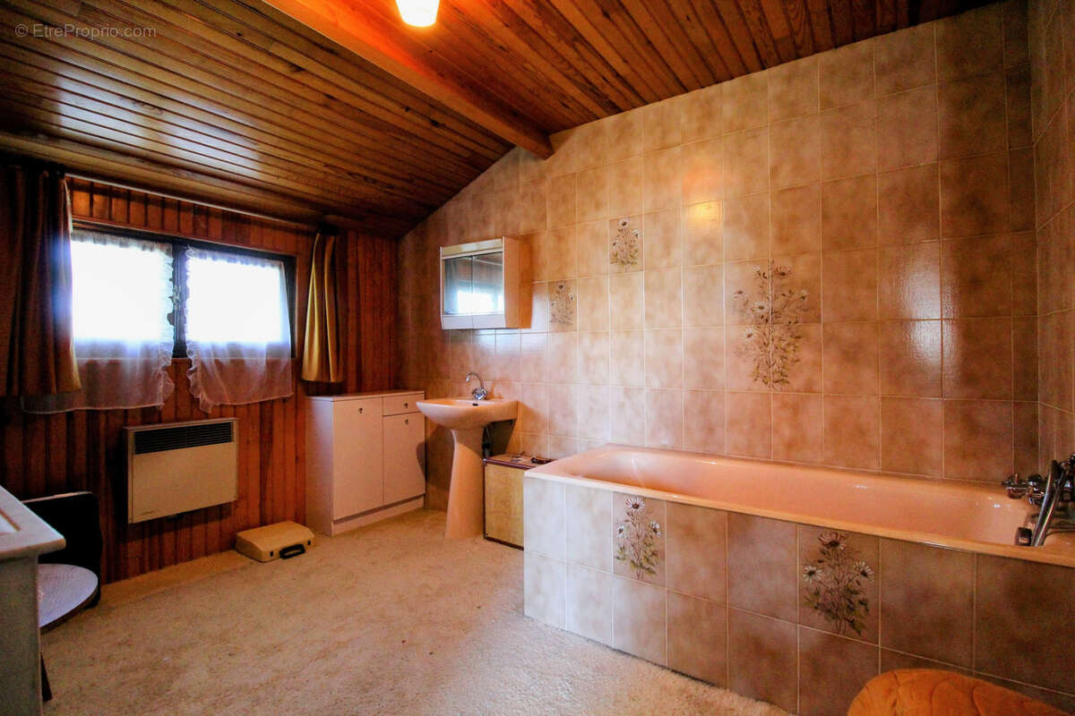 Maison à HOUDAN