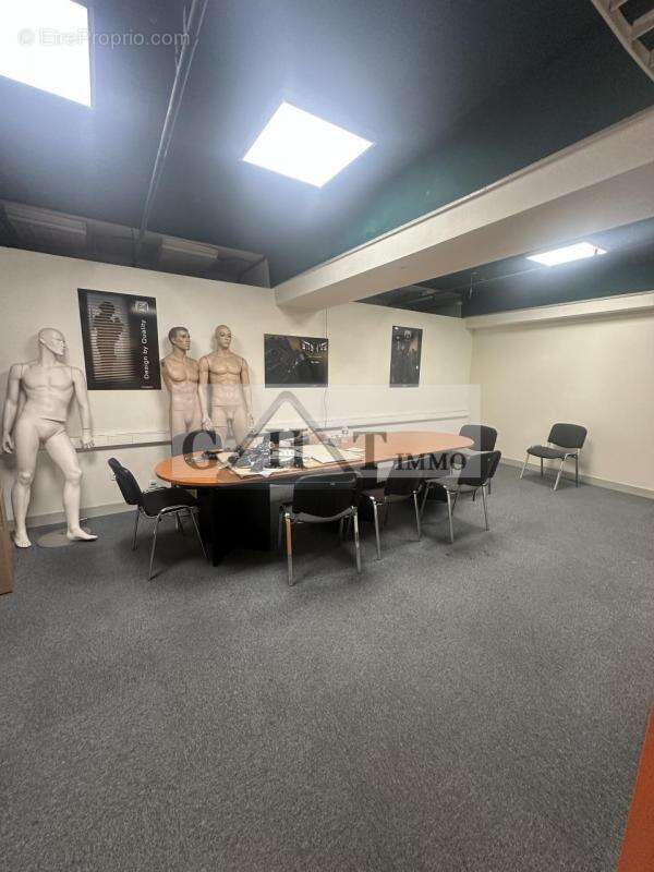 Local d'activités/bureaux 1080m2 a vendre montreuil - photo 10