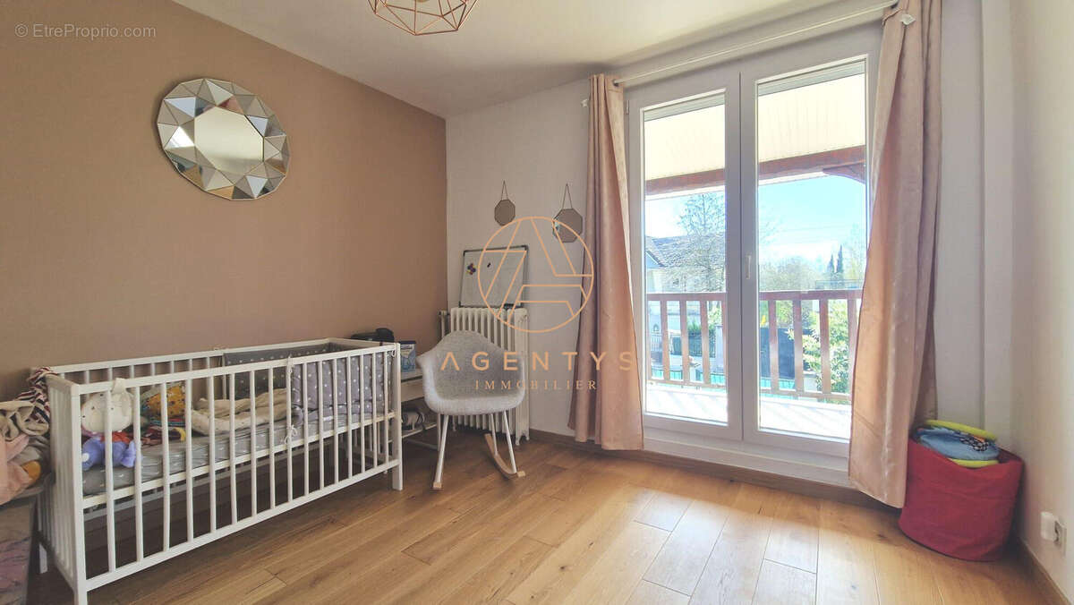 Maison à CHAMPIGNY-SUR-MARNE