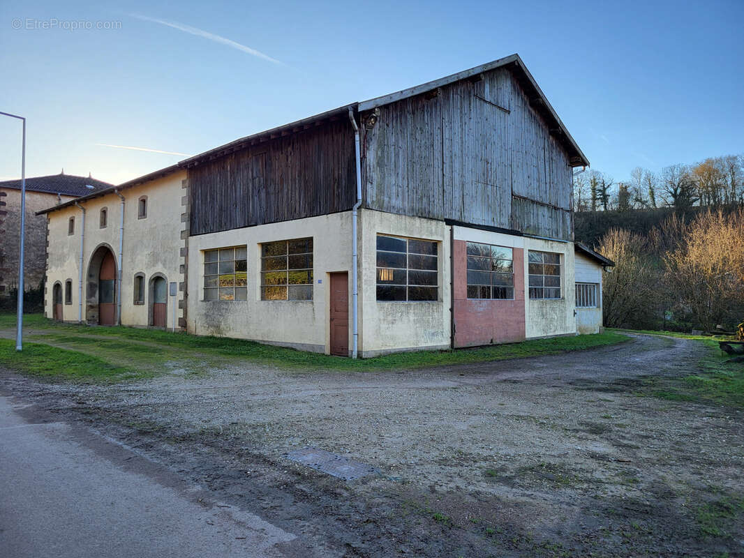 Appartement à VALFROICOURT
