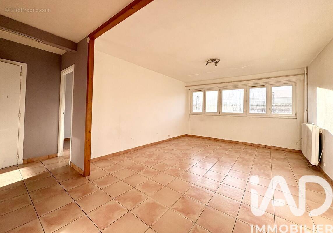 Photo 1 - Appartement à SAINT-ANDRE-LES-VERGERS