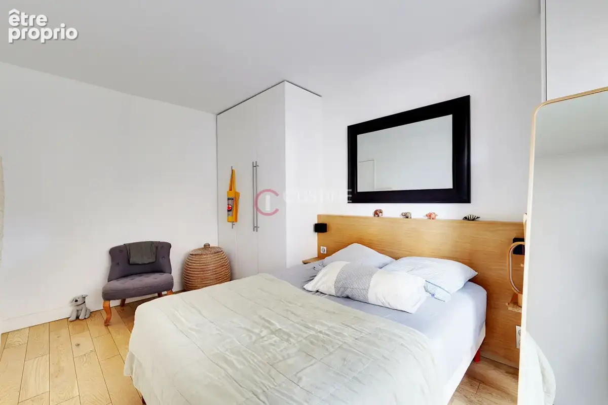 Paris 18e / Deux pièces avec balcon de 9 m², parking et cave /DPE D - photo 7
