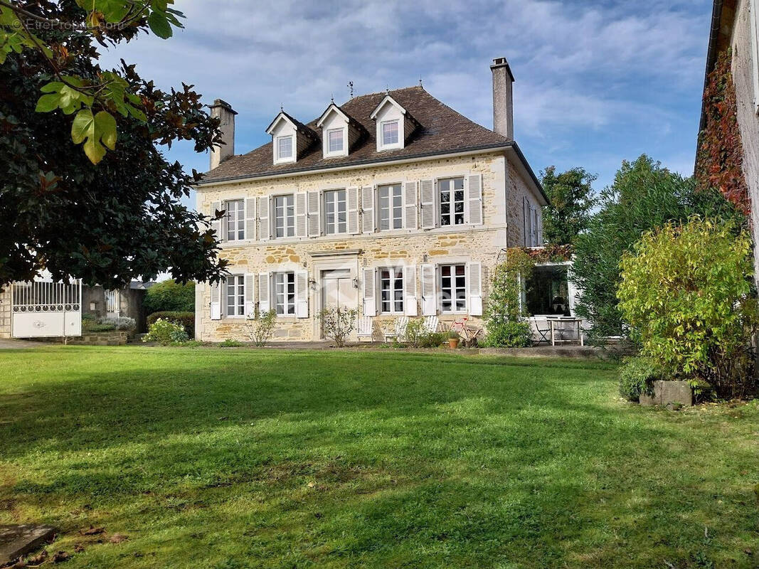Autre à BENEJACQ
