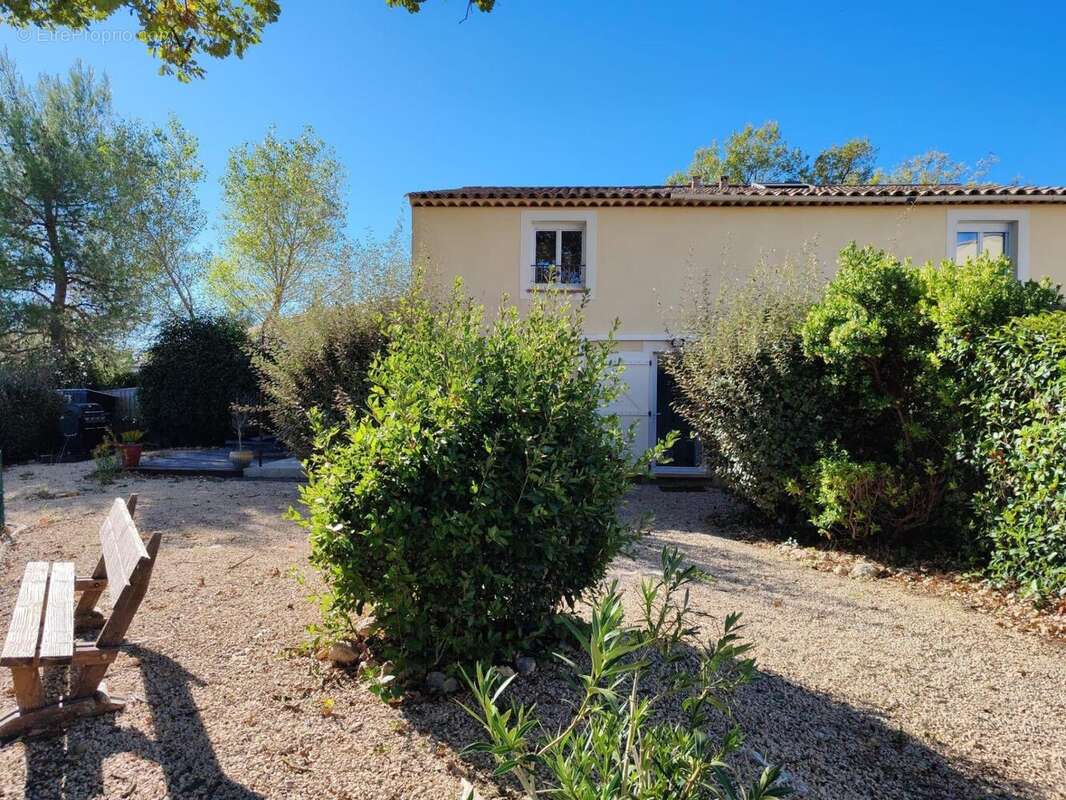 Photo 2 - Appartement à TOURRETTES