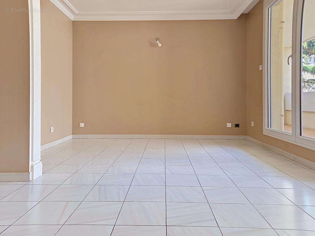 Appartement à LYON-8E