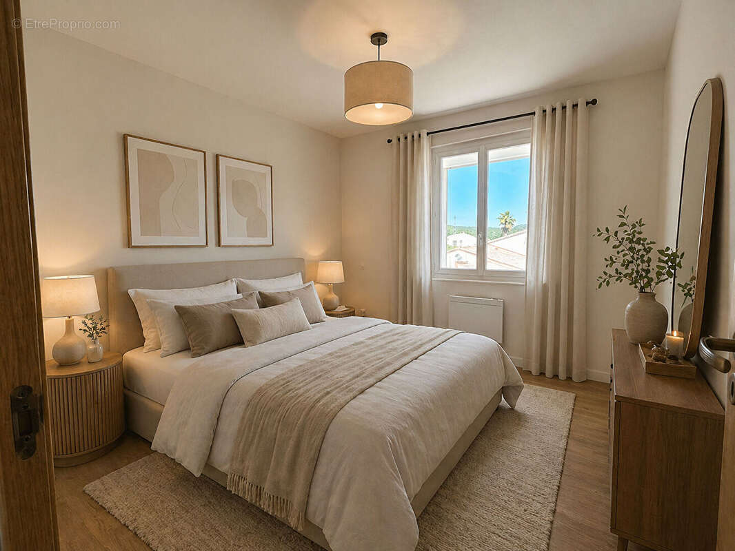 Appartement à LA CRAU