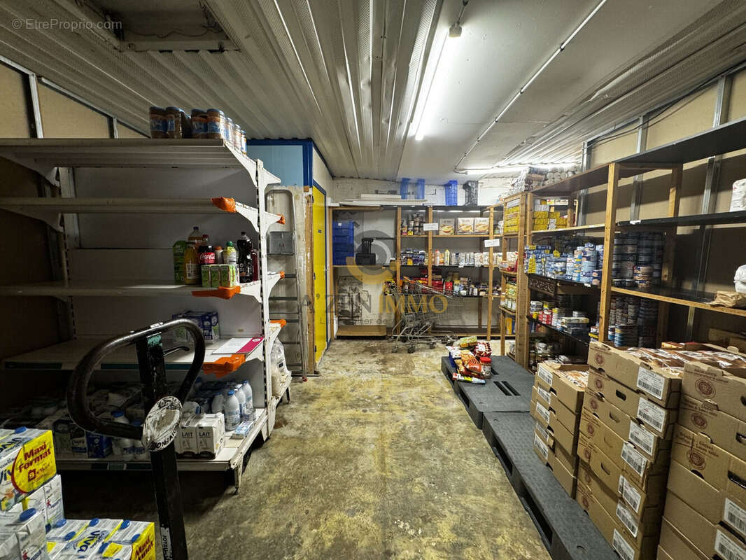 Commerce à LA CHATAIGNERAIE