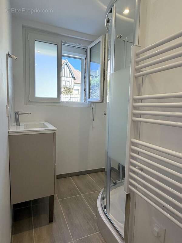 Appartement 70 m² à Blonville-Sur-Mer  - photo 9