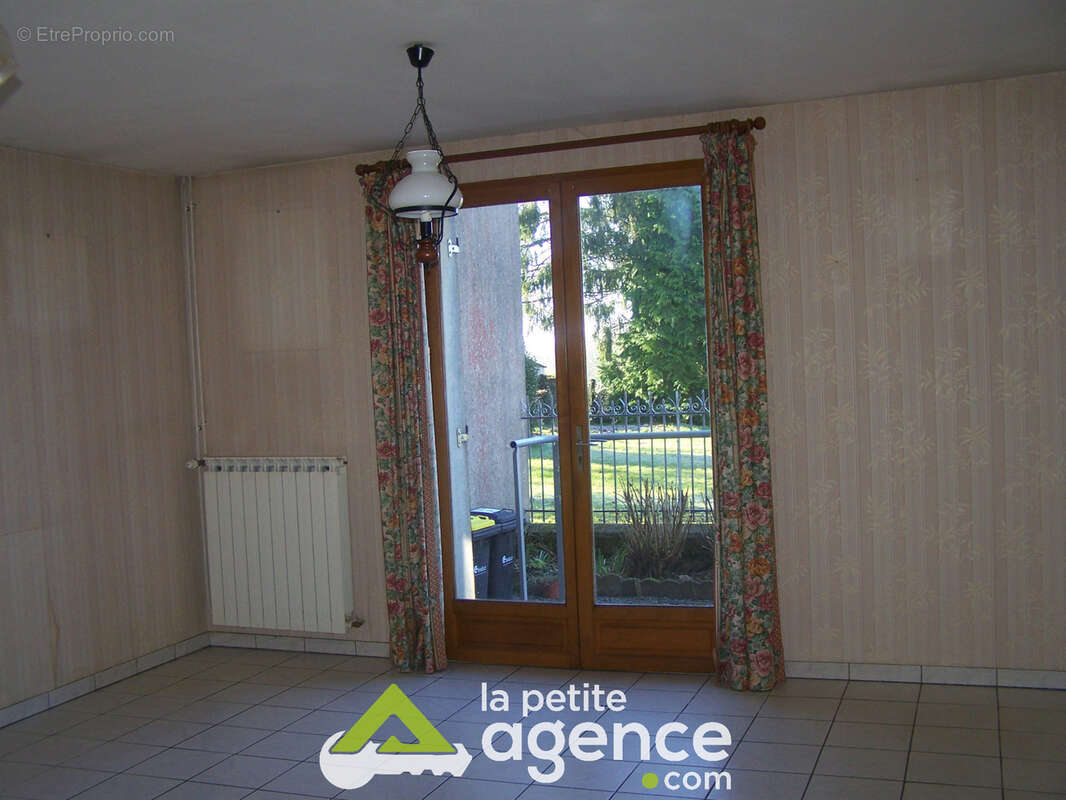 Maison à LA SOUTERRAINE