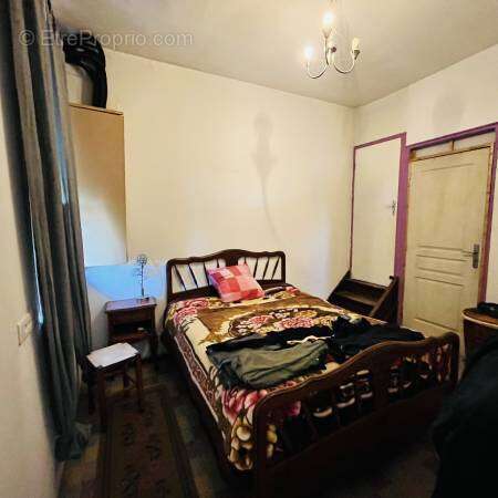 1 n°9 - Maison à PENDE