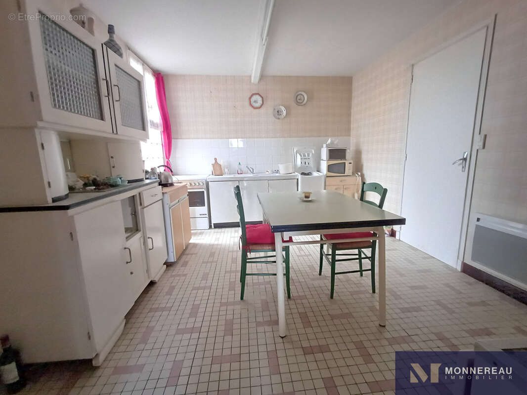 Maison de ville a renover - photo 4