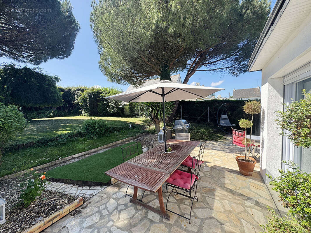 Maison de 1992 sur 979m2 de terrain - photo 2