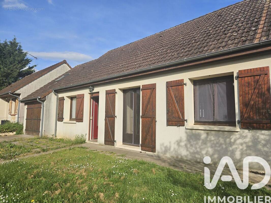 Photo 1 - Maison à THORE-LA-ROCHETTE
