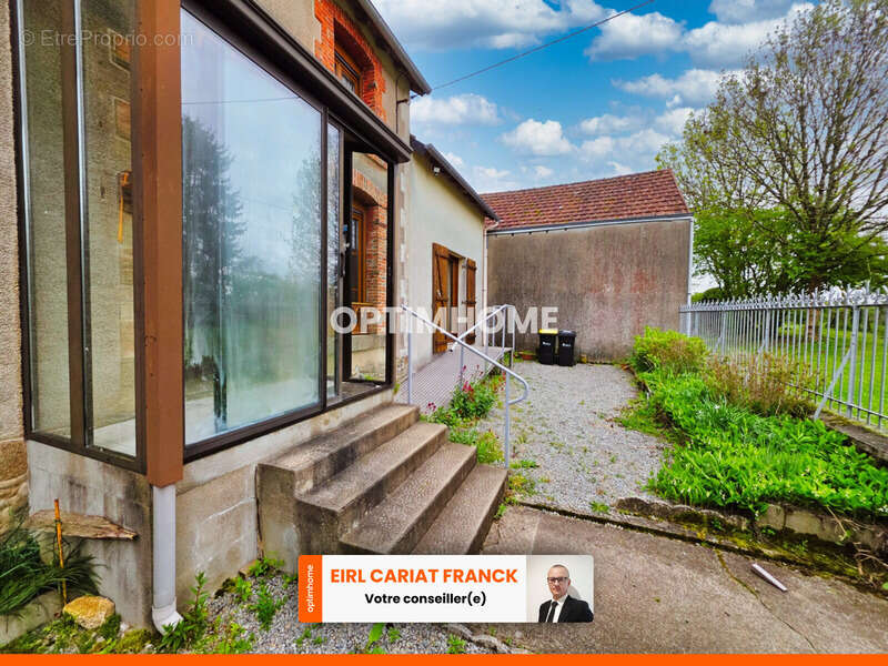 Maison à SAINT-AGNANT-DE-VERSILLAT