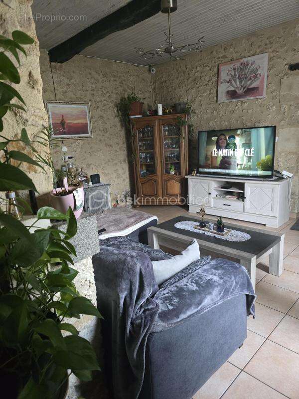 MAISON ANCIENNE en pierre rénovée - photo 6