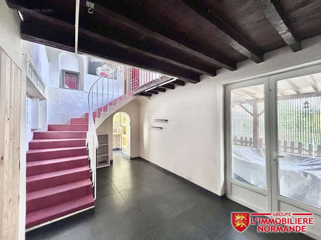 Maison à BONNIERES-SUR-SEINE