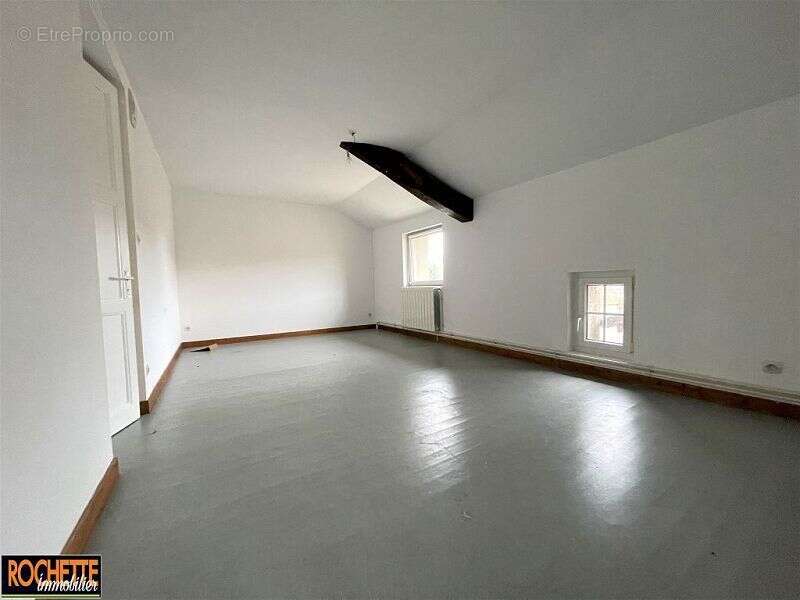 Maison 148 m² à Neulise  - photo 5