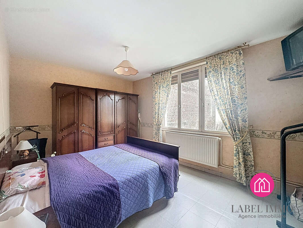 Maison à NEUVILLE-SUR-ESCAUT