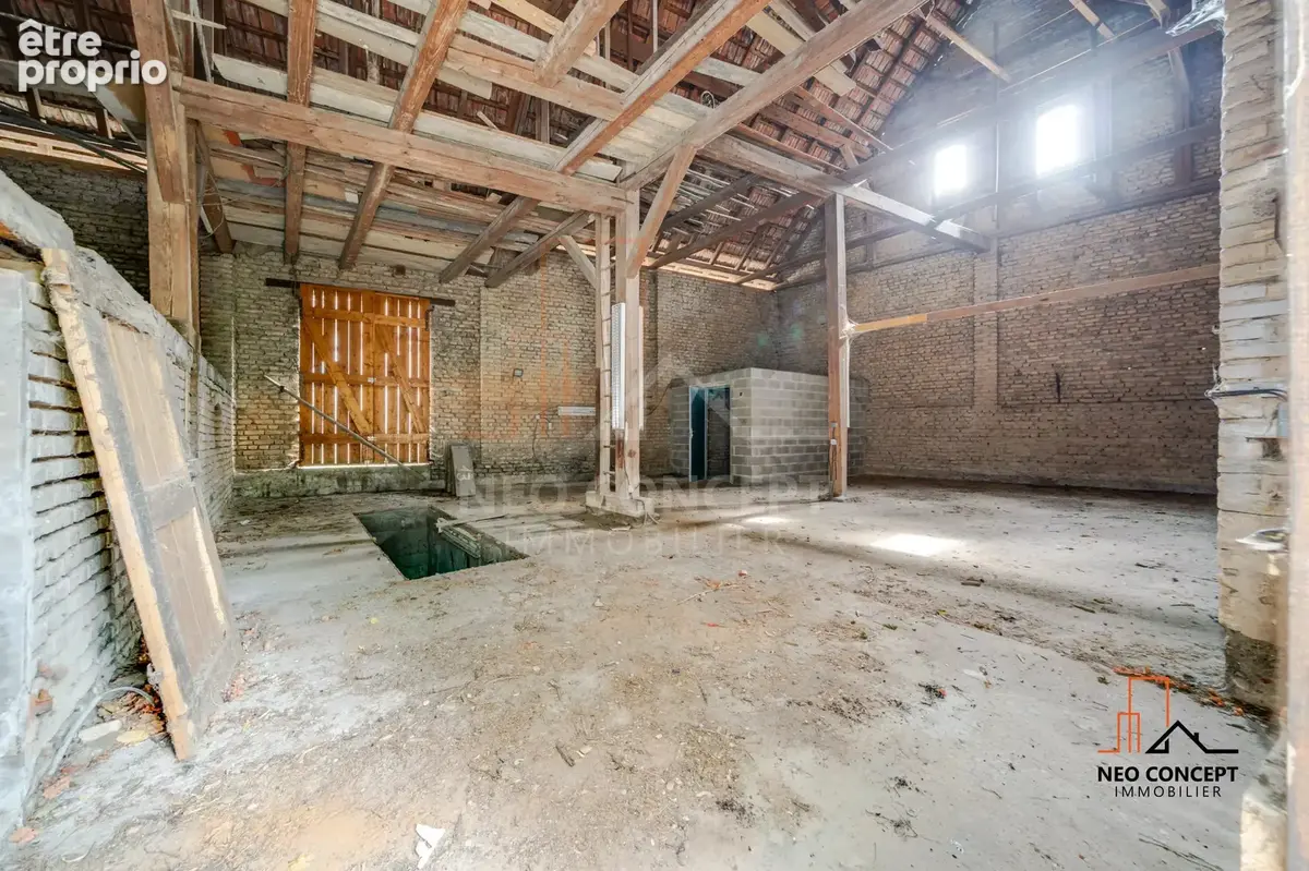 * ECKWERSHEIM - Sublime grange de 140 m² à rénover à votre goût ! * - photo 4