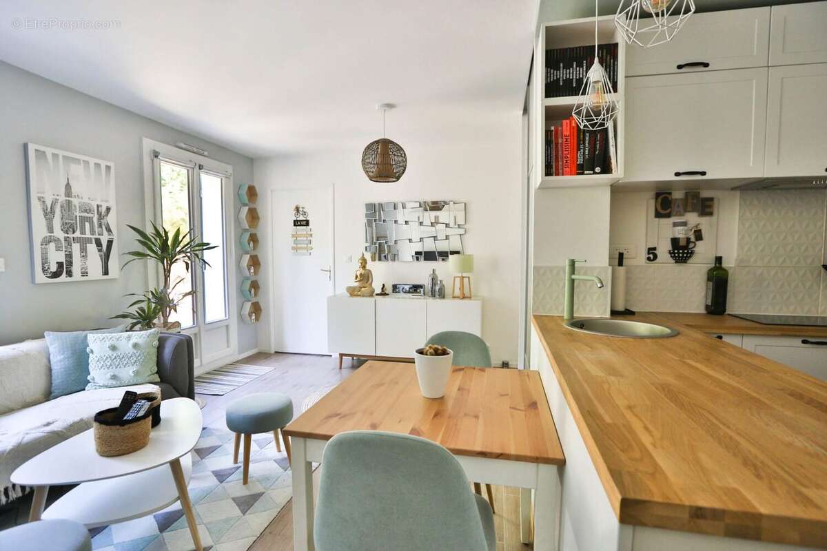 Appartement à BAILLY-ROMAINVILLIERS