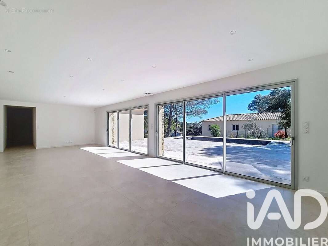 Photo 7 - Maison à NIMES