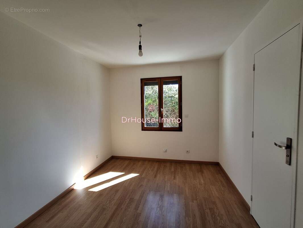 Maison 92 m² à Saint-Ouen-D'aunis  - photo 27