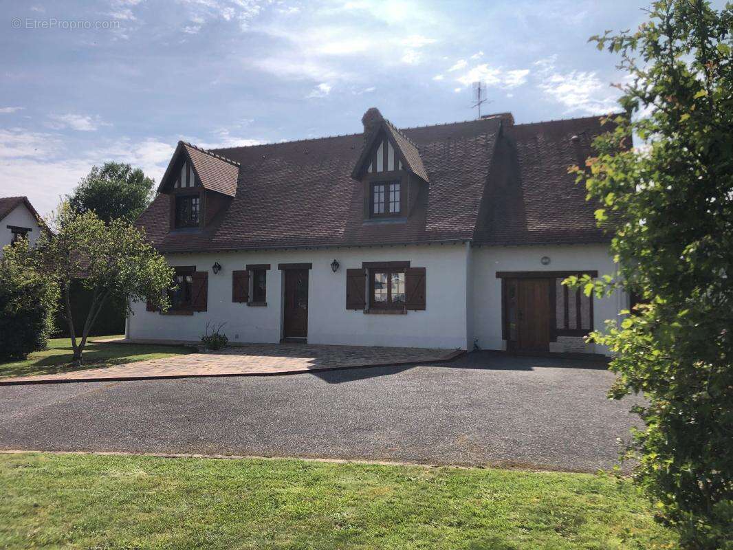 Maison à BIEVILLE-QUETIEVILLE