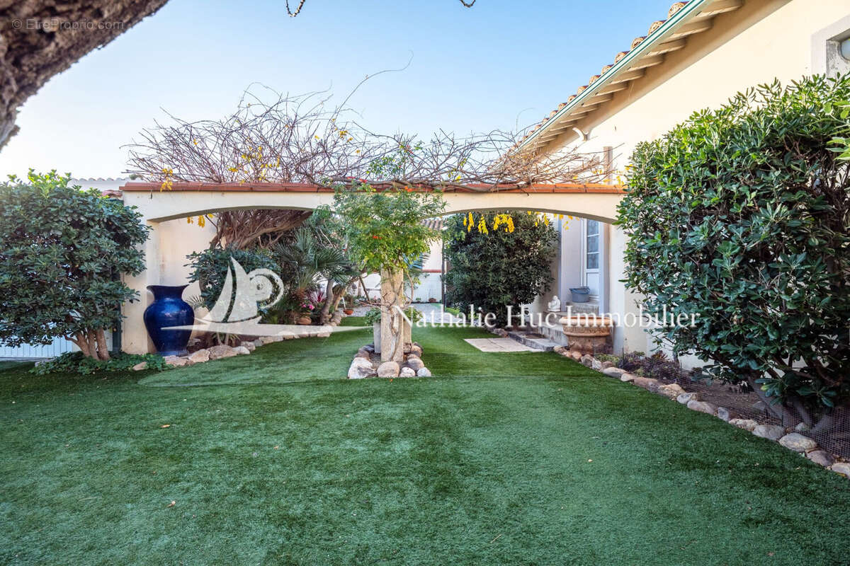 Maison à SAINT-CYPRIEN