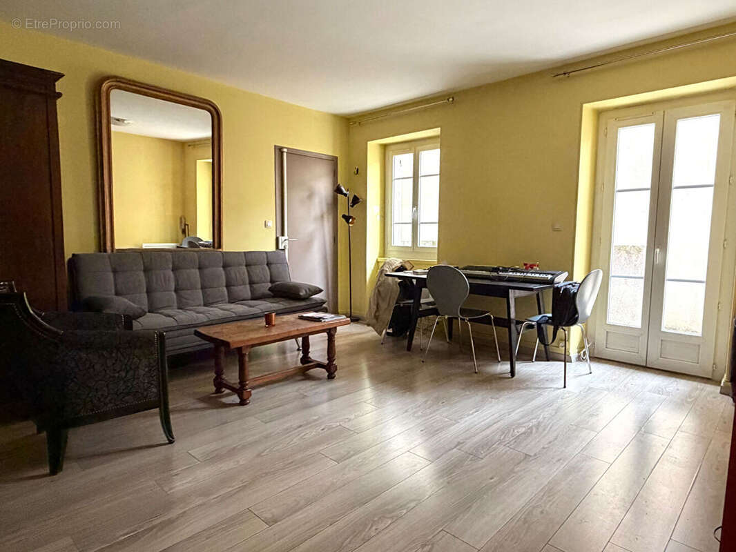 Appartement à NIMES