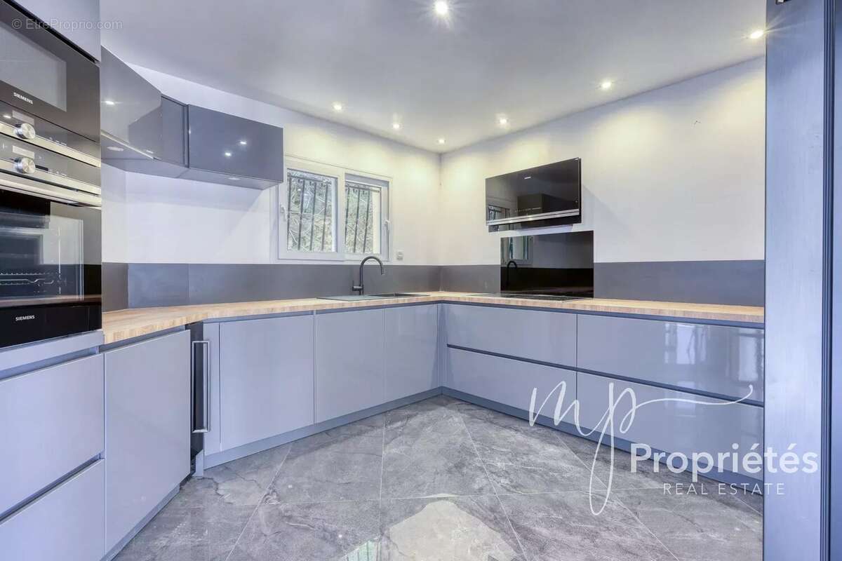 Maison à LE LAVANDOU