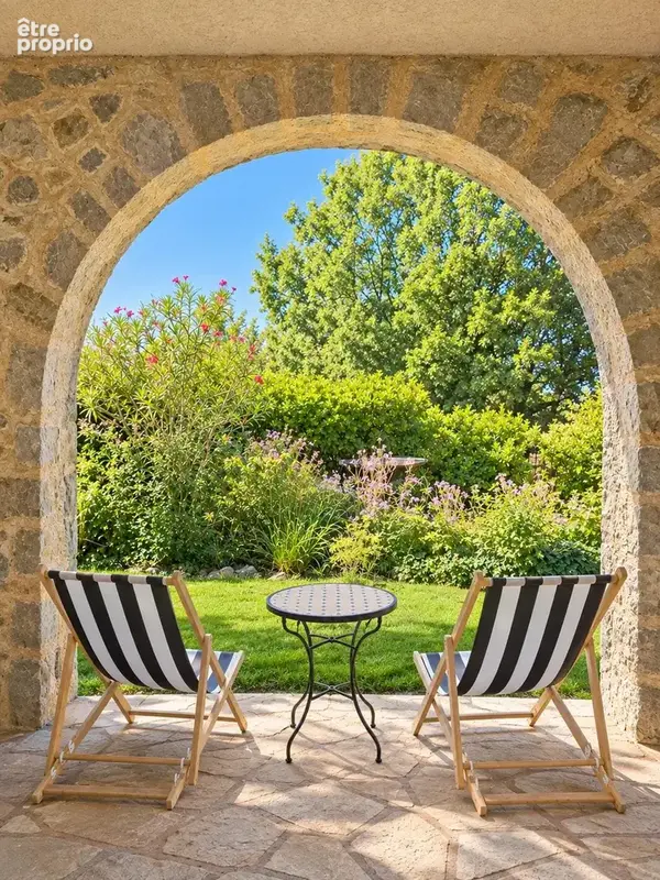 Authentique villa provençale en pierre avec piscine & jardin méditerranéen - photo 6